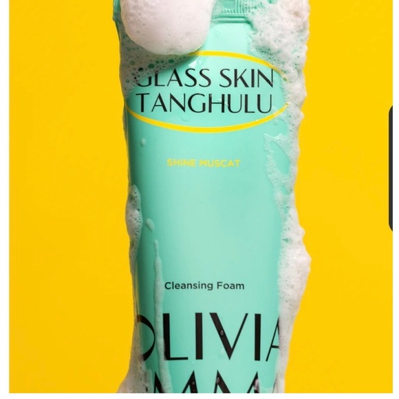 Olivia Umma Shine Muscat Cleansimg Foam - Picture 4 of 8